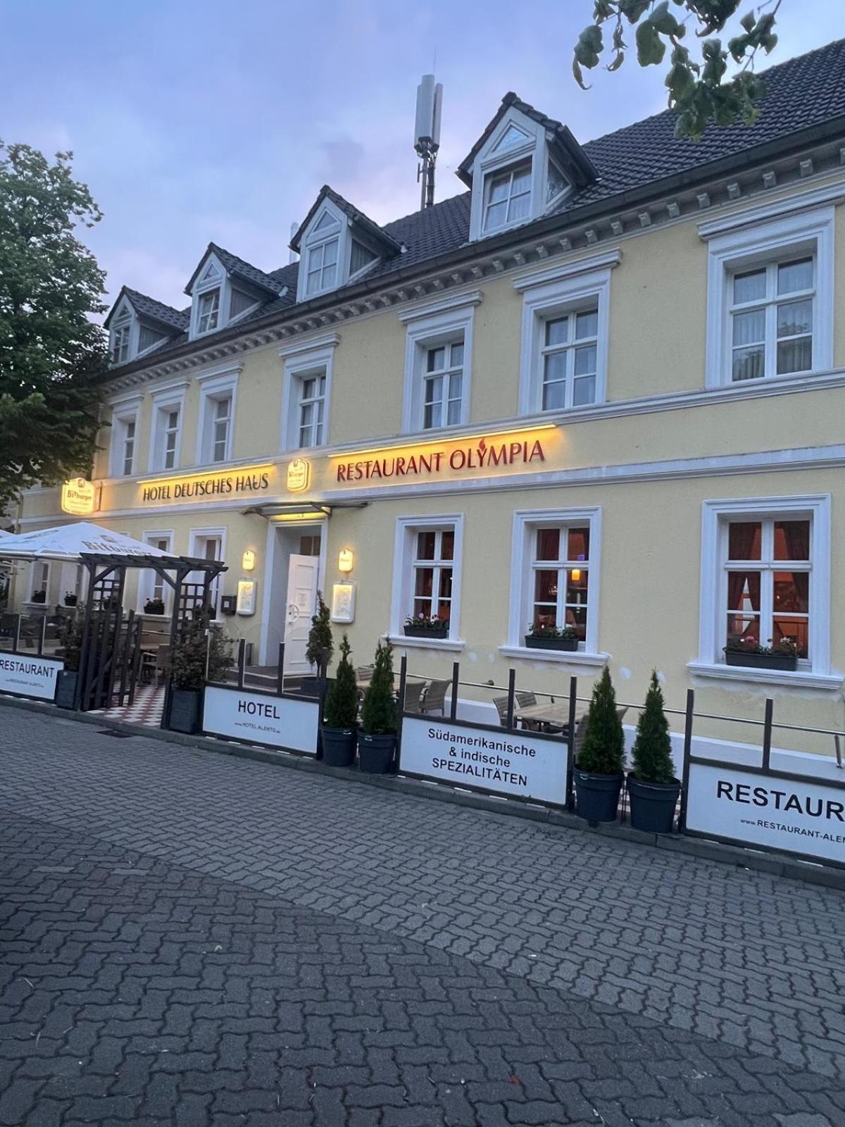 Hotel Alento Im Deutschen Haus Restaurant Olympia Magdeburg Exterior photo